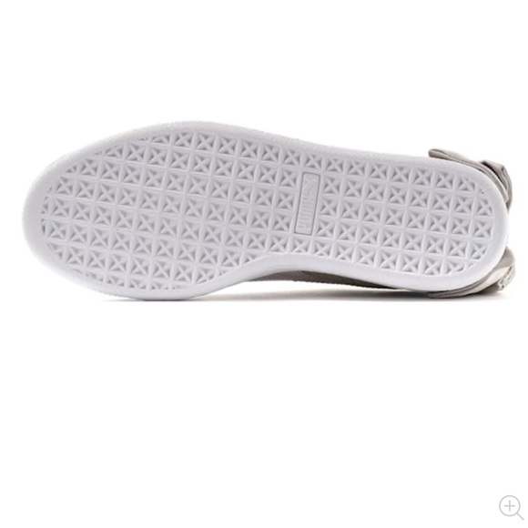 NIB Puma Suede Bow Sneakers Size 7.5 - Picture 4 of 8